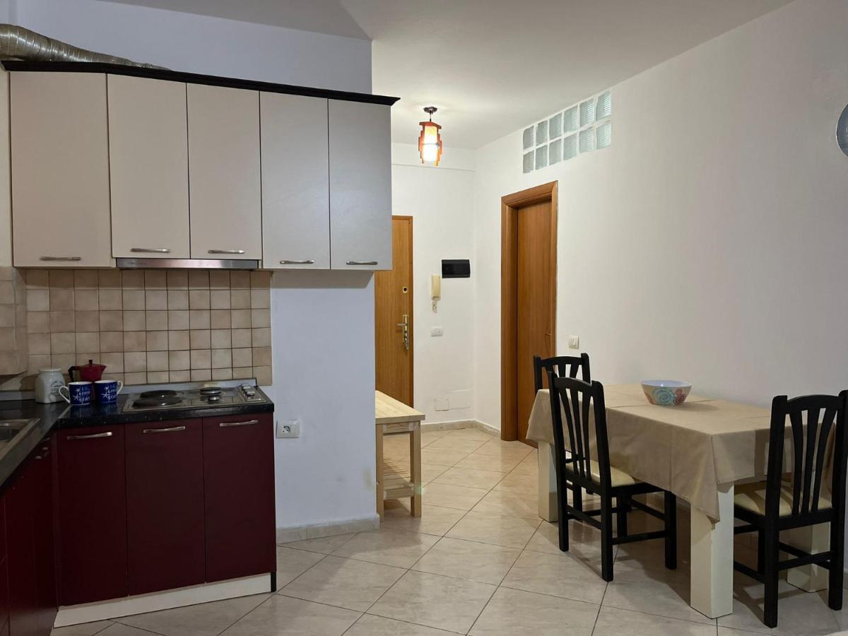 Lungomare Vlore Con Garage Privato 2 Διαμέρισμα Εξωτερικό φωτογραφία