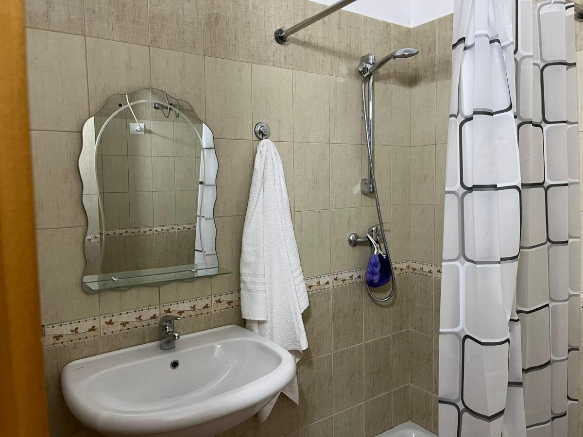 Lungomare Vlore Con Garage Privato 2 Διαμέρισμα Εξωτερικό φωτογραφία